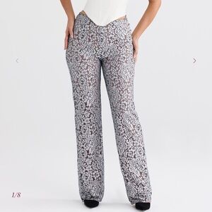 House of CB Mara Silver Metallic Lace Floral Straight Leg Trousers 🤍